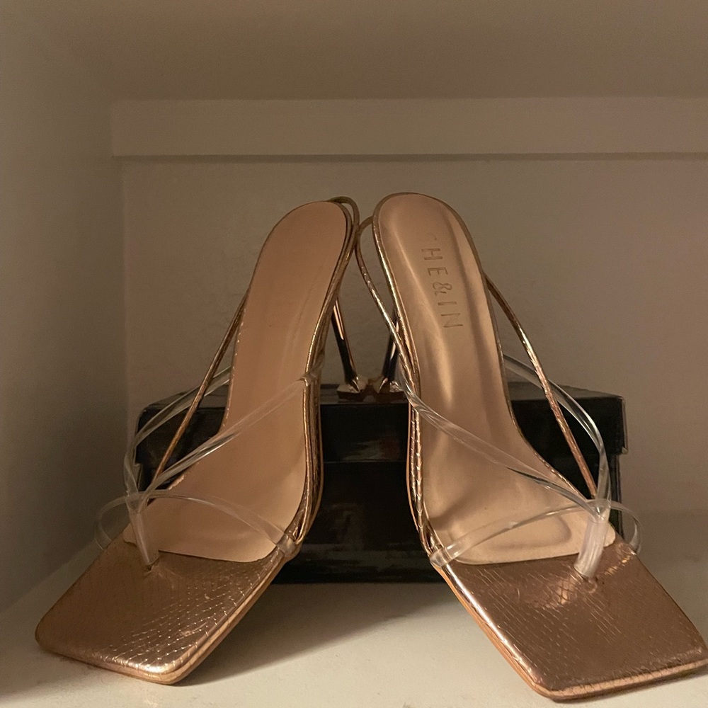 Shein size 7.5 sandal heel
